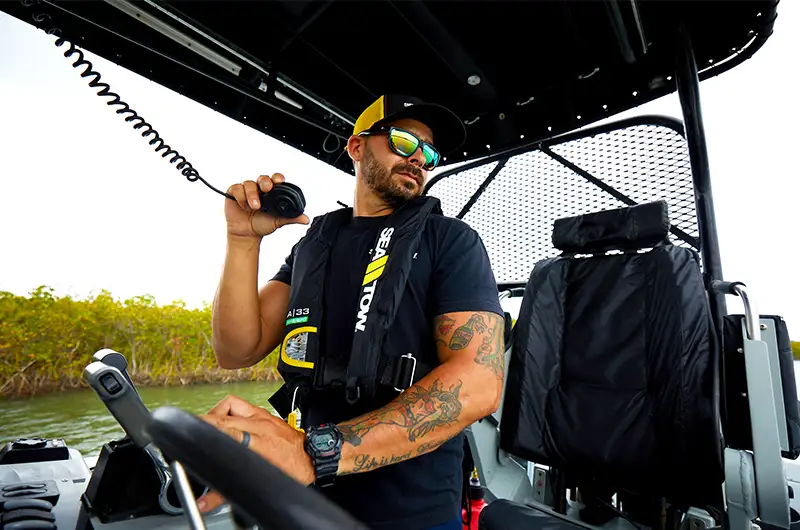 The Absolute Best VHF Radios For Offshore Fishing! (TOP 5) 